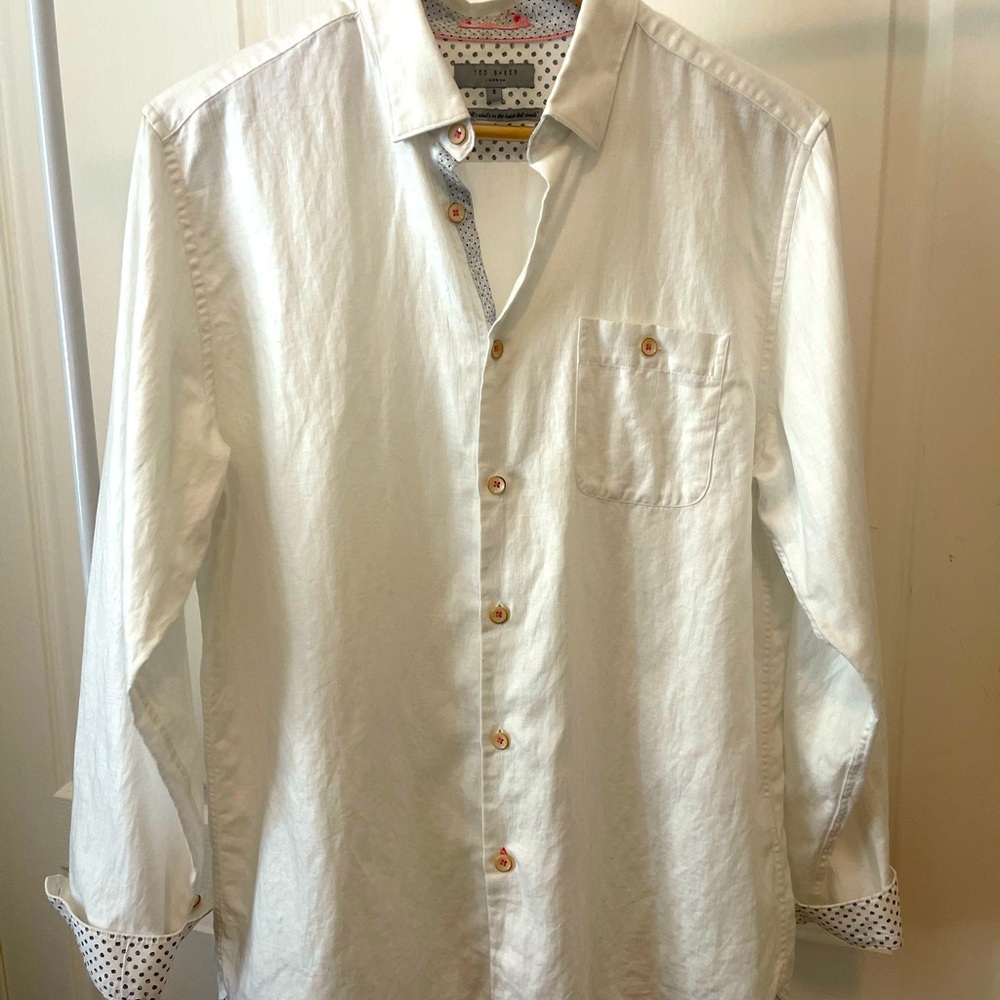 Mens Ted Baker “TipToe” Linen Shirt.